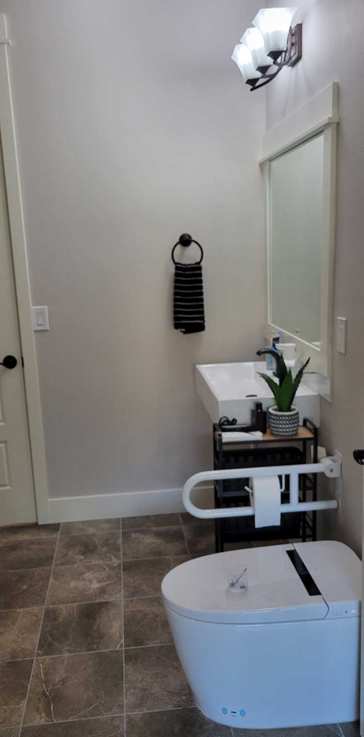 BLOGPOST_ADAndSeniorBathrooms10092025B_s.jpg BLOGPOST_ADAndSeniorBathrooms10092025B_s.jpg